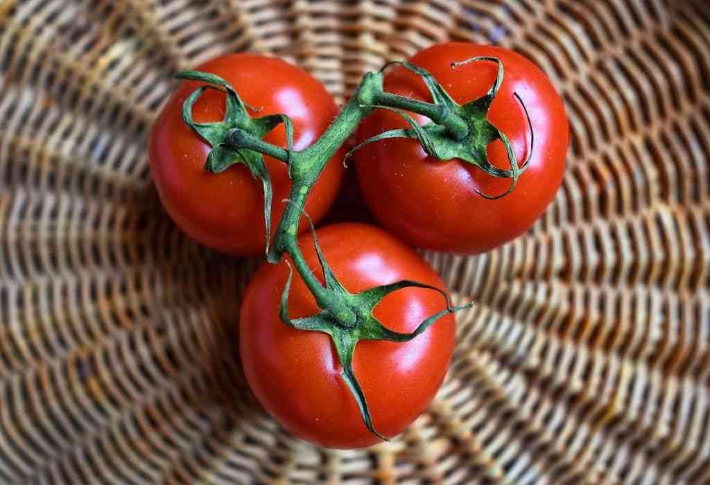 tomato for blackheads