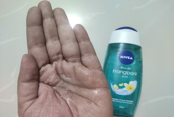 nivea frangipani & oil shower gel body wash
